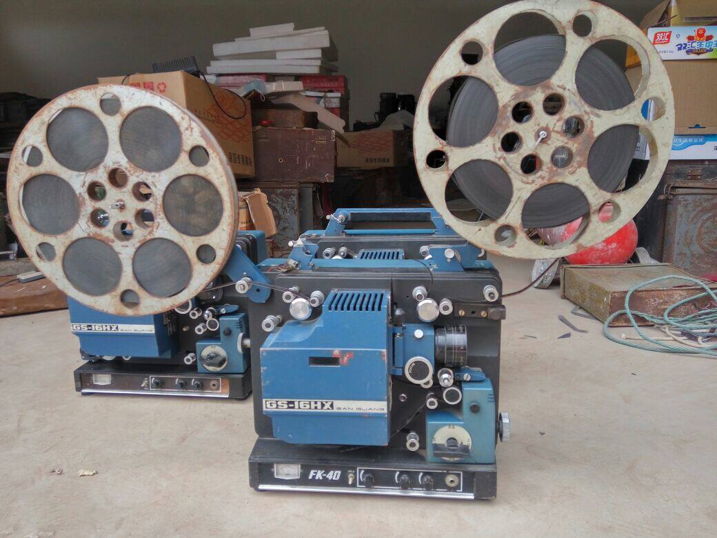 16MM movie machine old movie machine movie machine bar art decoration