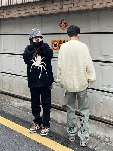 Оригинальный демисезонный трикотажный свитер подходит для мужчин и женщин для отдыха для влюбленных, оверсайз, высокий воротник