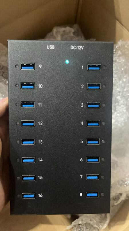 USB 16-Port Hub USB 16-Port Hub