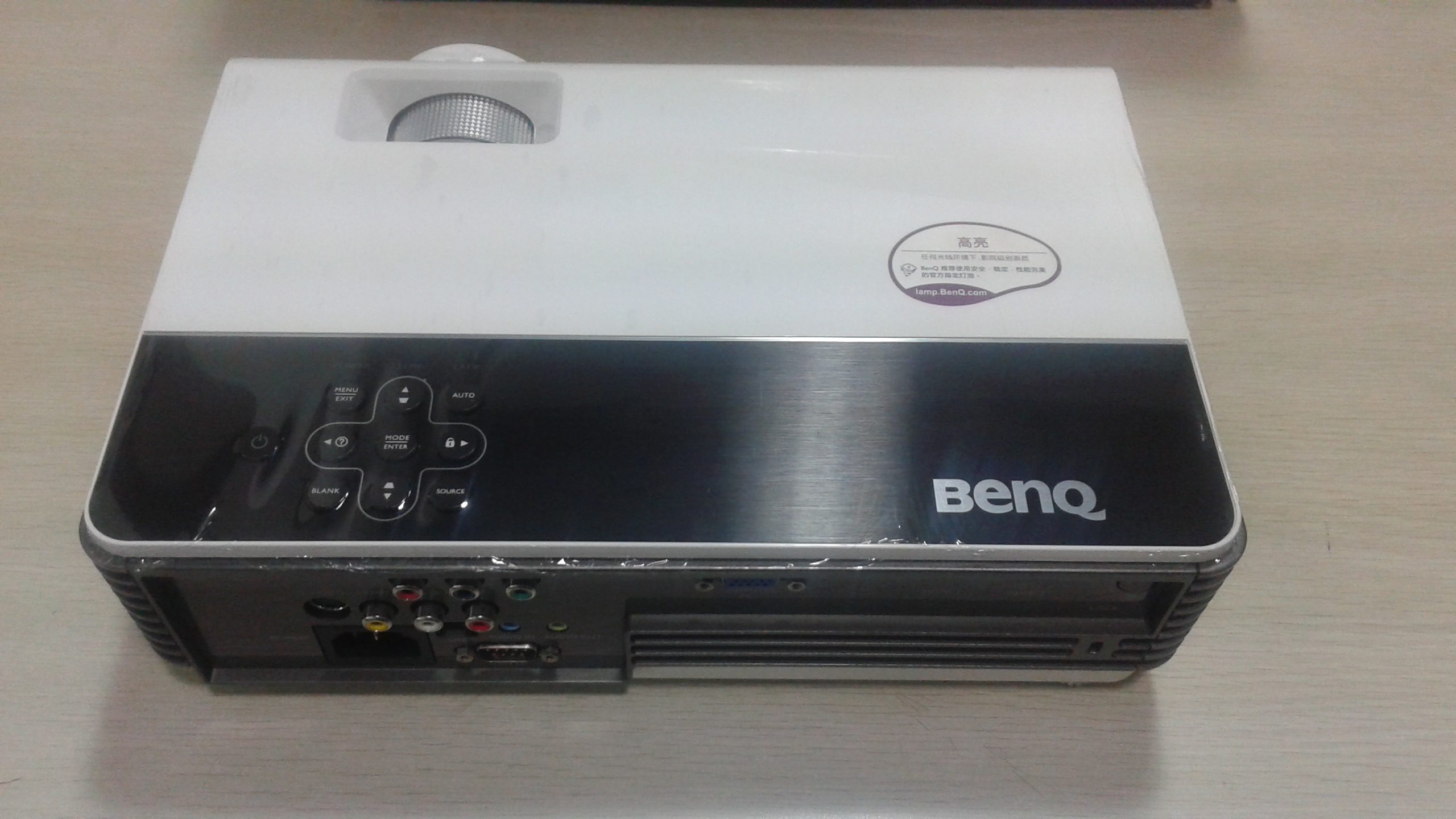 [Lily Digital] Máy chiếu BenQ / BENQ W600 720P Máy chiếu màn hình HD tại nhà - Máy chiếu máy chiếu led
