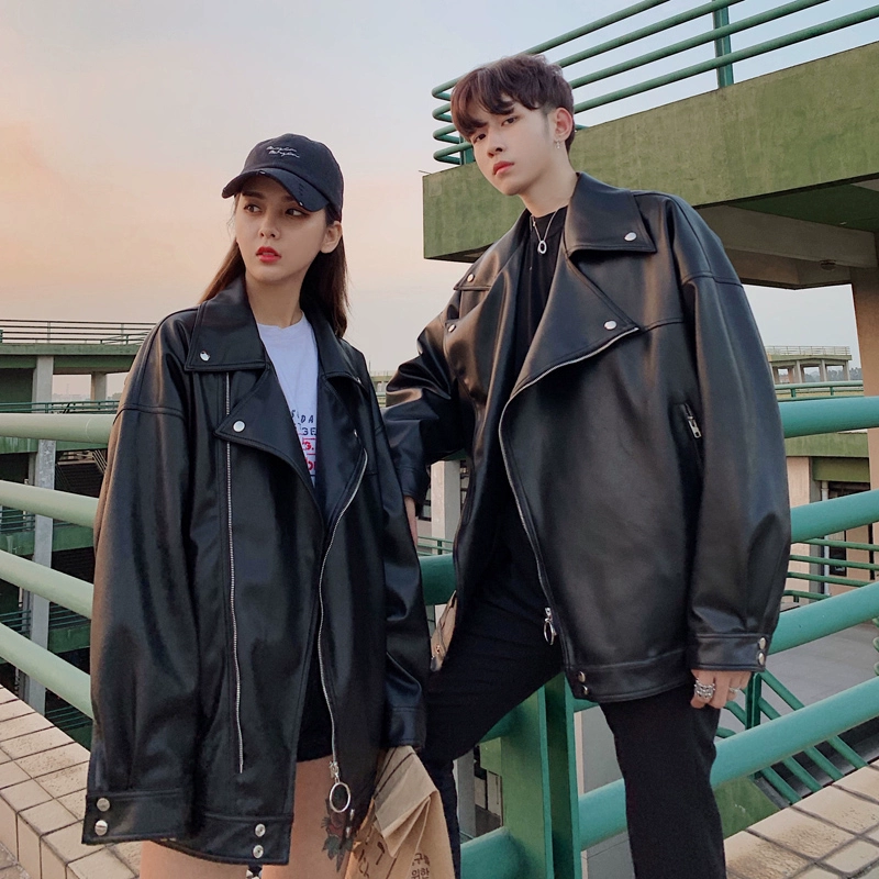 Phong cách Hồng Kông mùa xuân mới Hàn Quốc lỏng lẻo cặp đôi đầu máy quần áo da nam áo khoác da xu hướng đẹp trai - Cao bồi