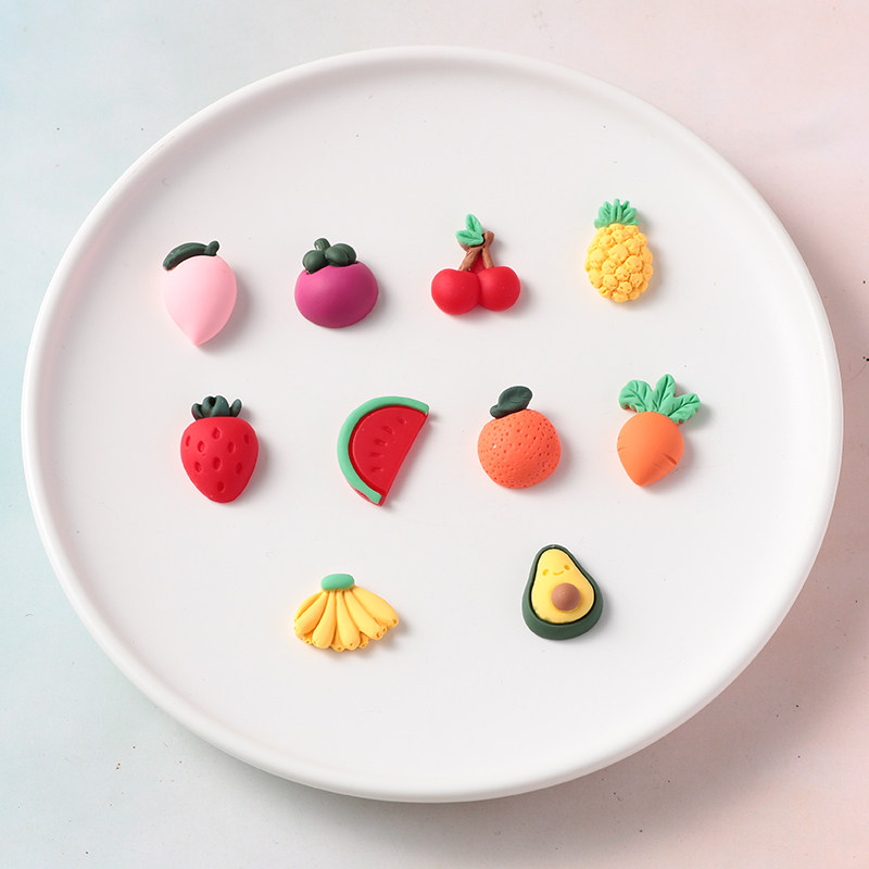 Strawberry banana fruit resin accessories homemade cream rubber mobile phone shell manual diy material hairpin trimmer jewelry
