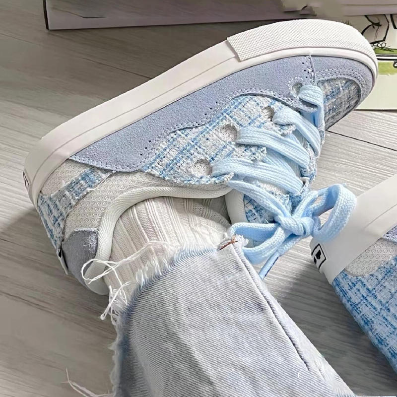 Light Blue Loafers for Men and Women, Low-Top Couple's Plaid Casual Wear-Resistant Fashionable Denim Blue Sports Running Sneakers Trendy Light Blue Loafers for Men and Women, Low-Top Couple's Plaid Casual Wear-Resistant Fashionable Denim Blue Sports Running Sneakers Trendy
