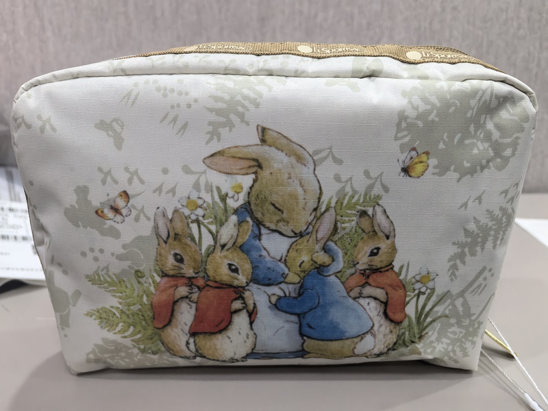 Brand New Peter Rabbit Cat Makeup Bag