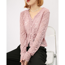 Small lazy short lace floral blouse summer design feeling of 2021 new vintage Hong Kong style coat