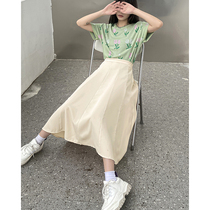 Small lazy half skirt women spring and autumn long 2021 new A-word high waist thin temperament skirt pleated umbrella skirt