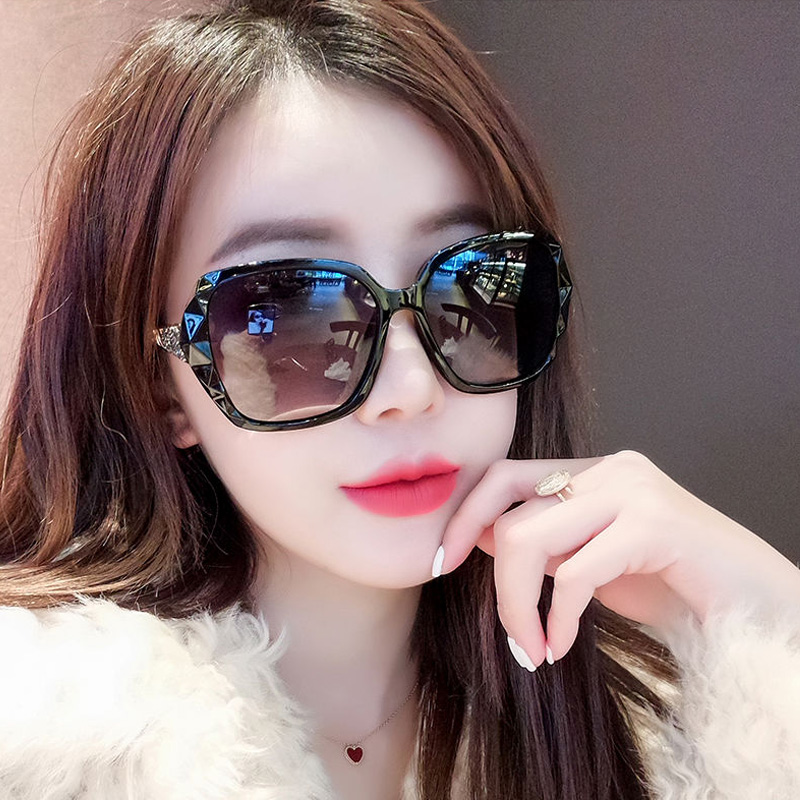2021 new women's polarized sunglasses Korean version star tide glasses round face large frame anti-UV diamond sunglasses