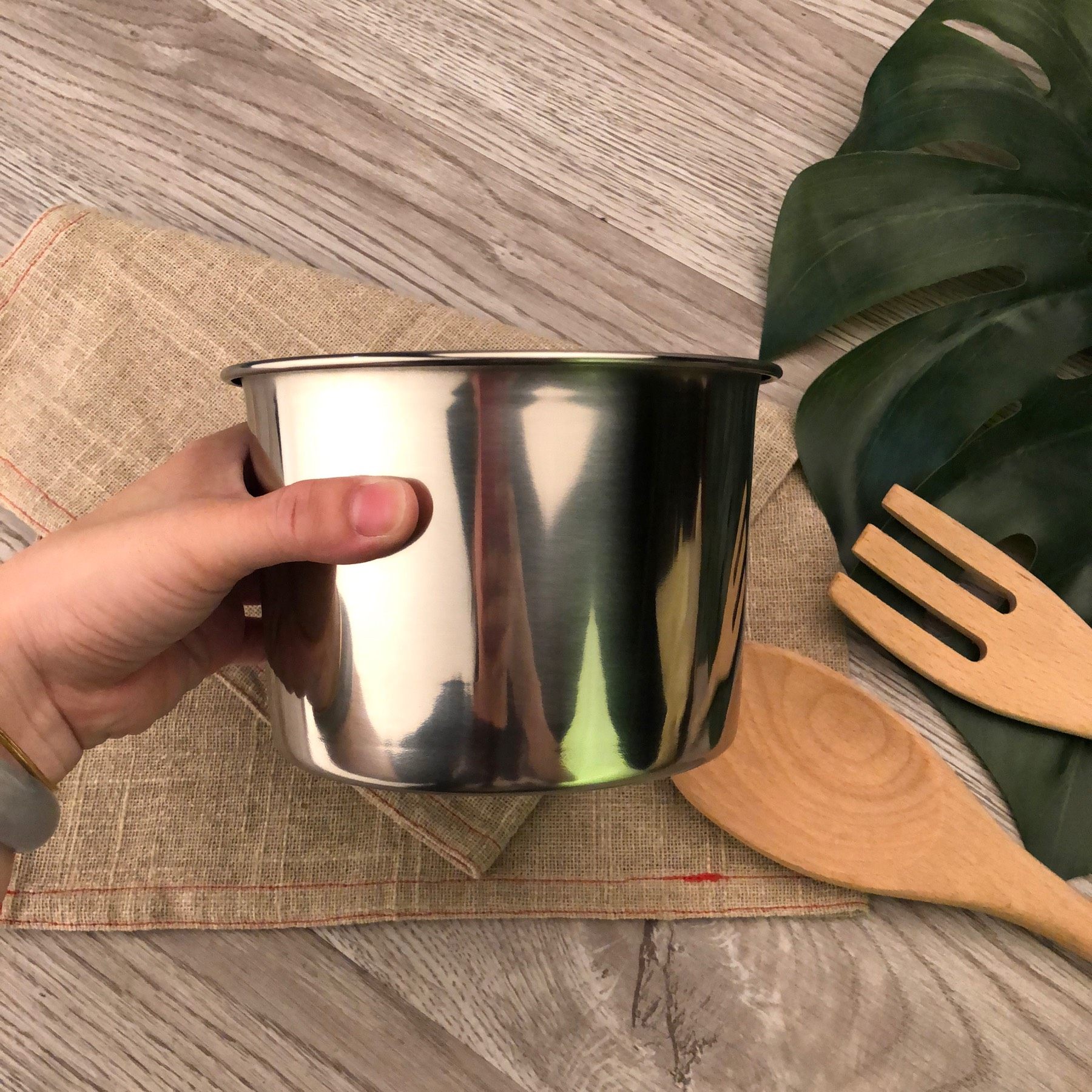 304 stainless steel seasoning basin seasoning cylinder thickened multi-purpose egg cup can be stacked fast cream send bucket flavor cup