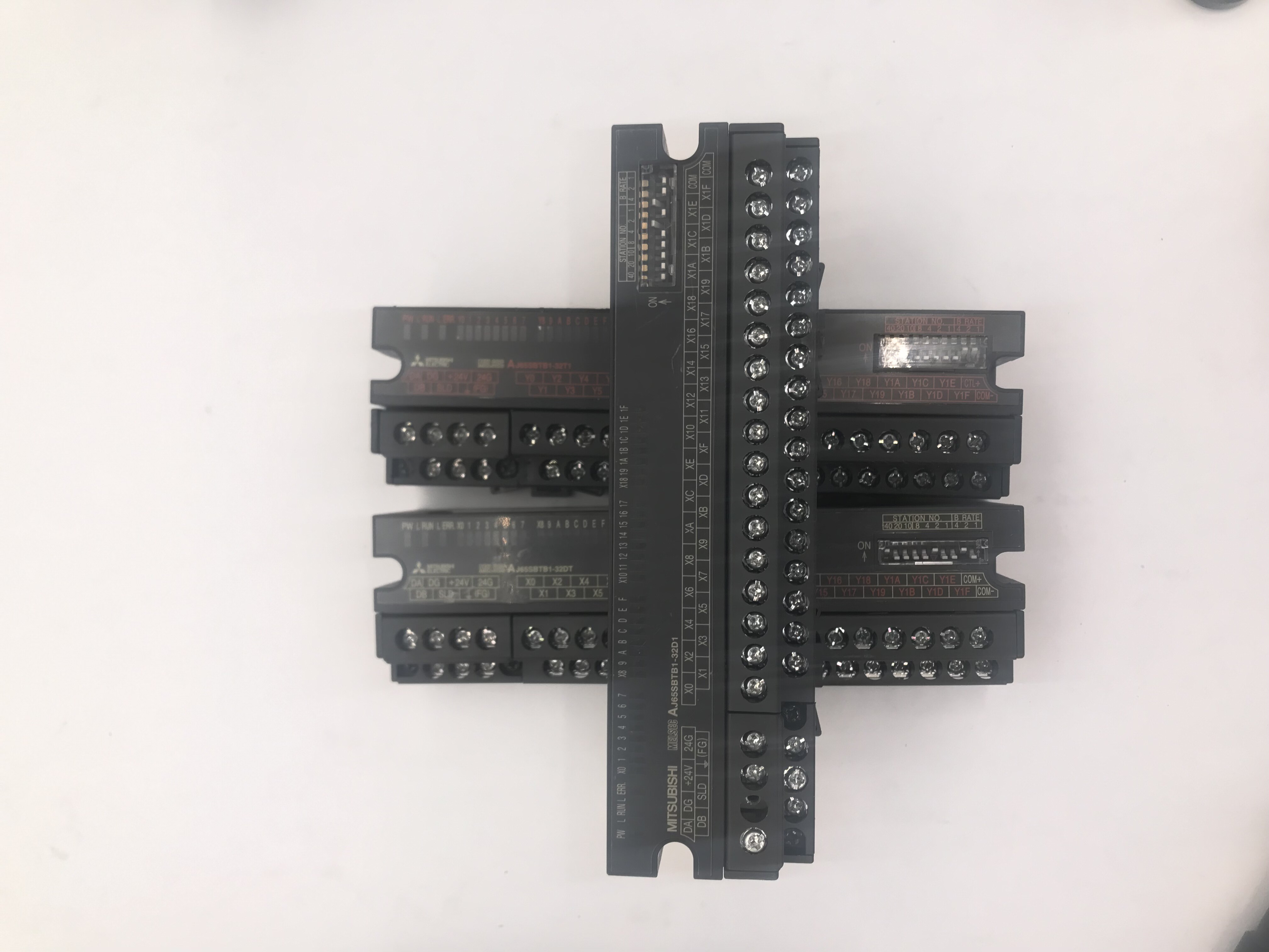 Mitsubishi PLC CC-LINK module AJ65SBTB1-32D 32T 32T 16DT 16T 16T 16D 16D bargaining
