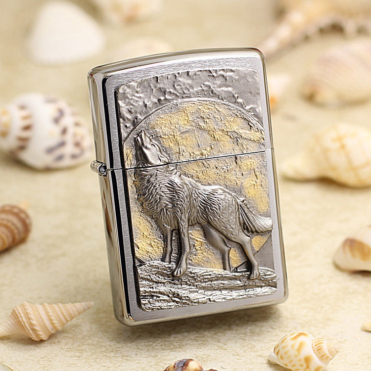 Original loaded zippo's treasure lighter chrome wire drawing with the European version Midnight Wolf bawling 2003038