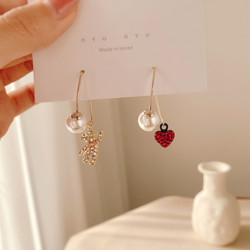 925 silver needle color retention love bear ear needle new autumn and winter red love earrings earrings niche design earrings