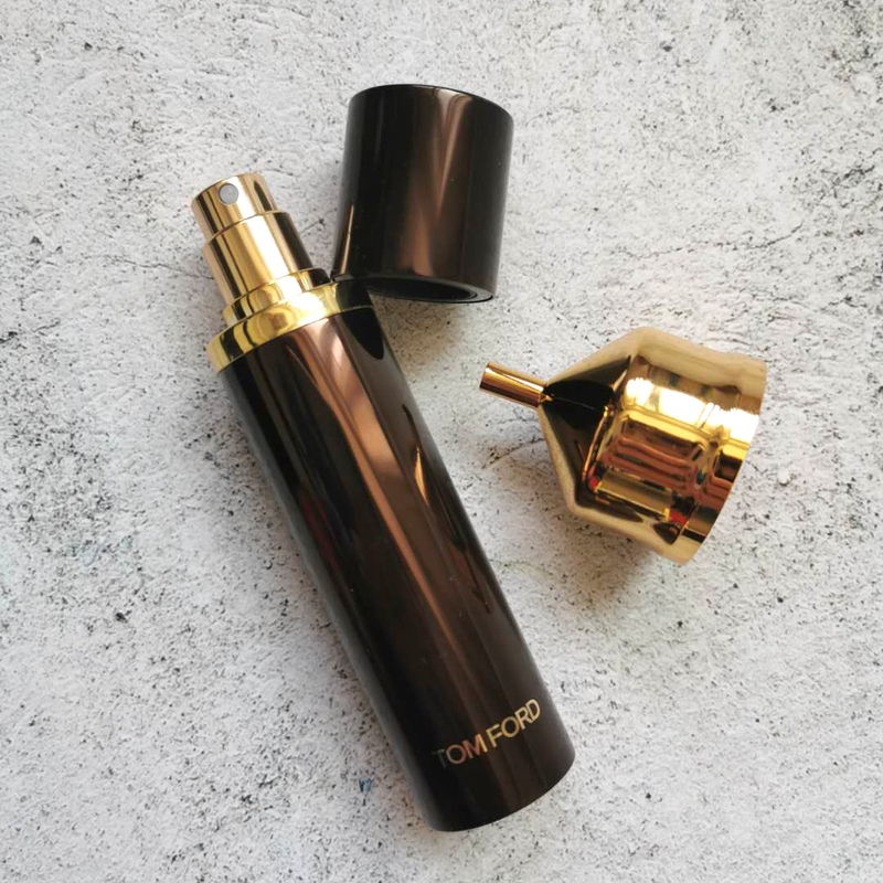 Tf Oud Agarwood/Coffee Rose/Sun Amber/White Musk/Thorn Rose Perfume Counter 10ml Tf Oud Agarwood/Coffee Rose/Sun Amber/White Musk/Thorn Rose Perfume Counter 10ml