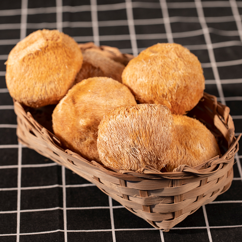 Farmhouse-produced authentic dried Hericium erinaceus 29 8 yuan fresh dry goods 500g stomach-raising can be powdered non-northeast no sulfur smoked