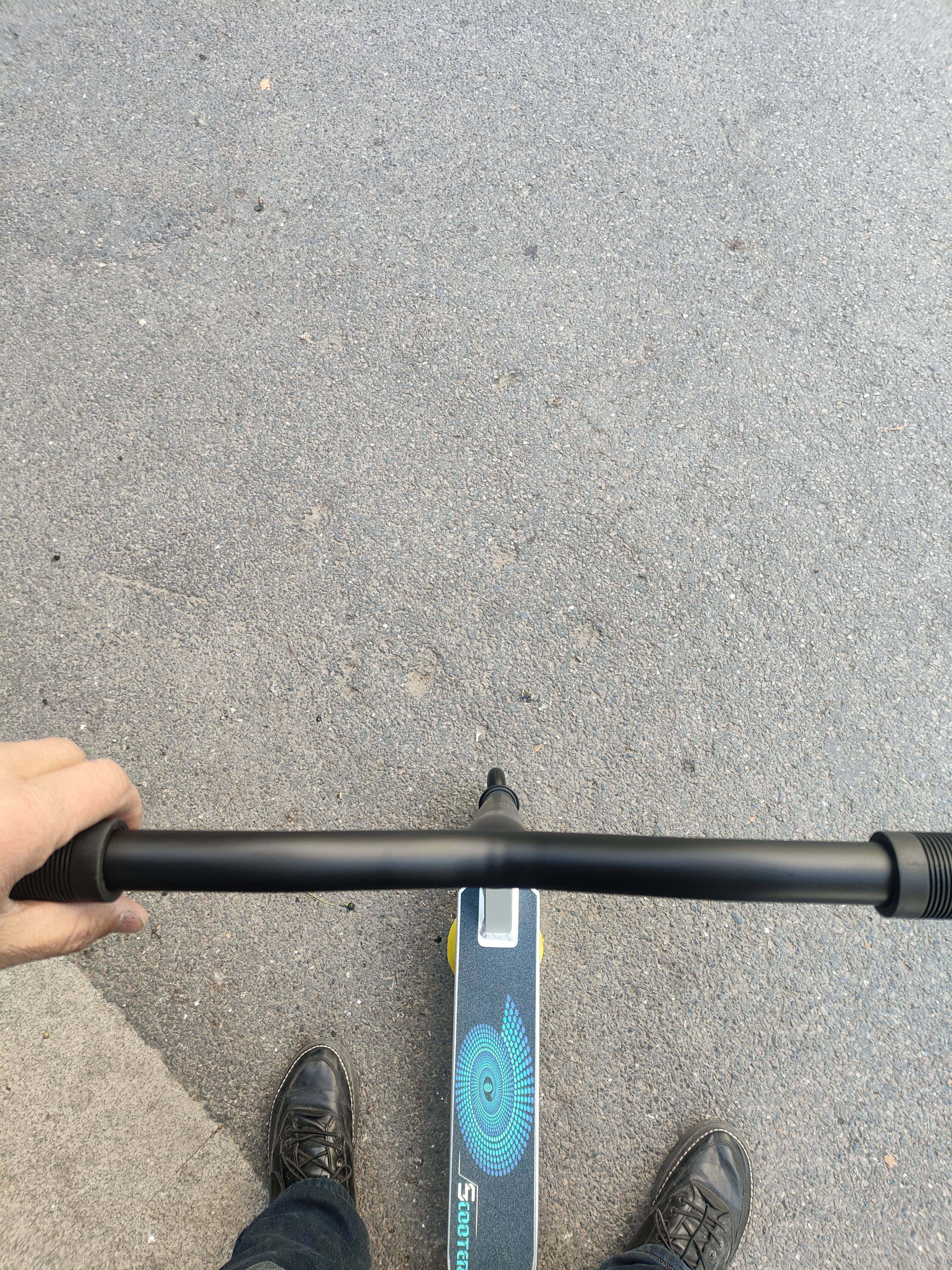 Самокат 特技滑板车专业极限运动人物街头青年学生成人两轮校园滑板车