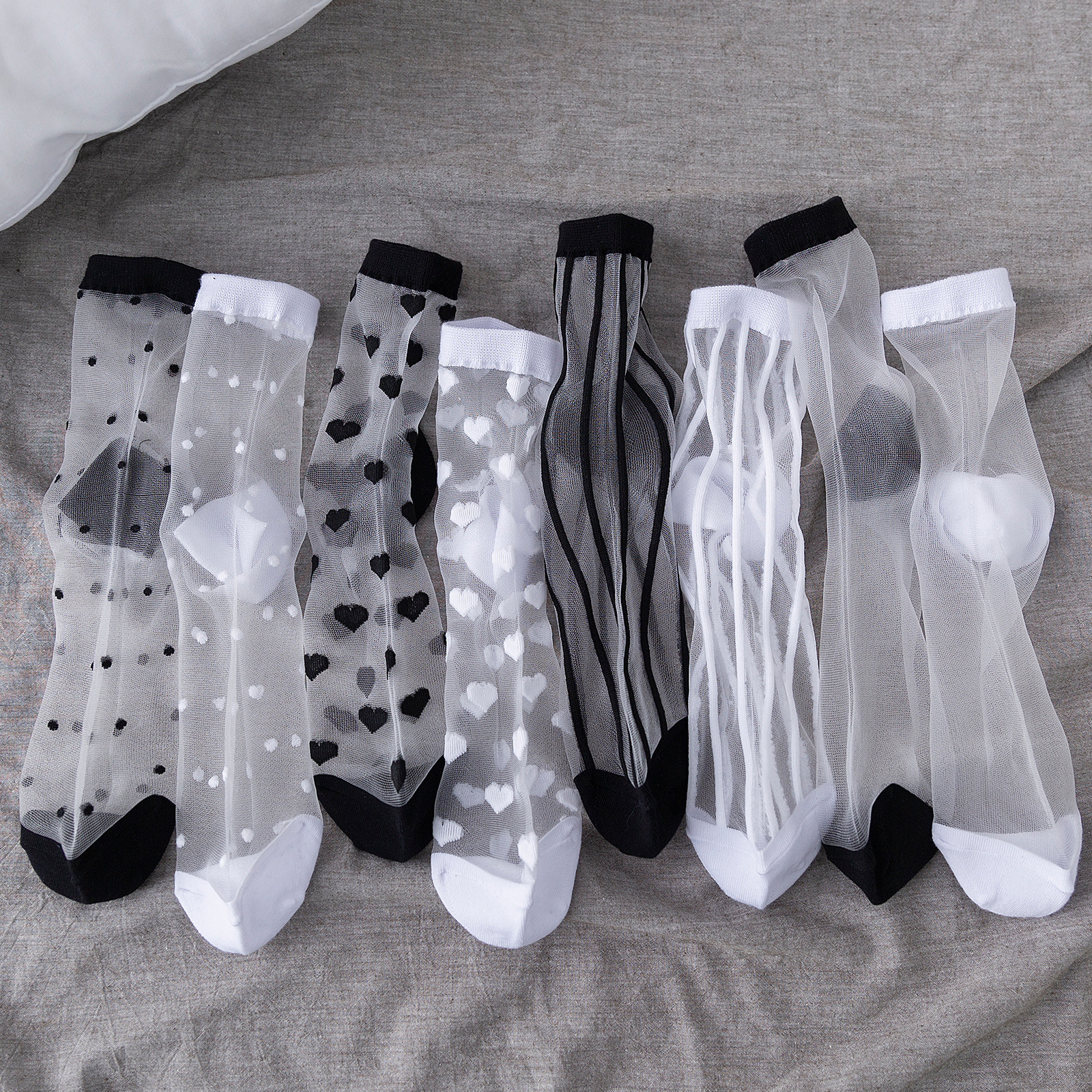 Ice silk crystal stockings women's tube socks spring and autumn transparent glass stockings white lace socks mesh sandals socks