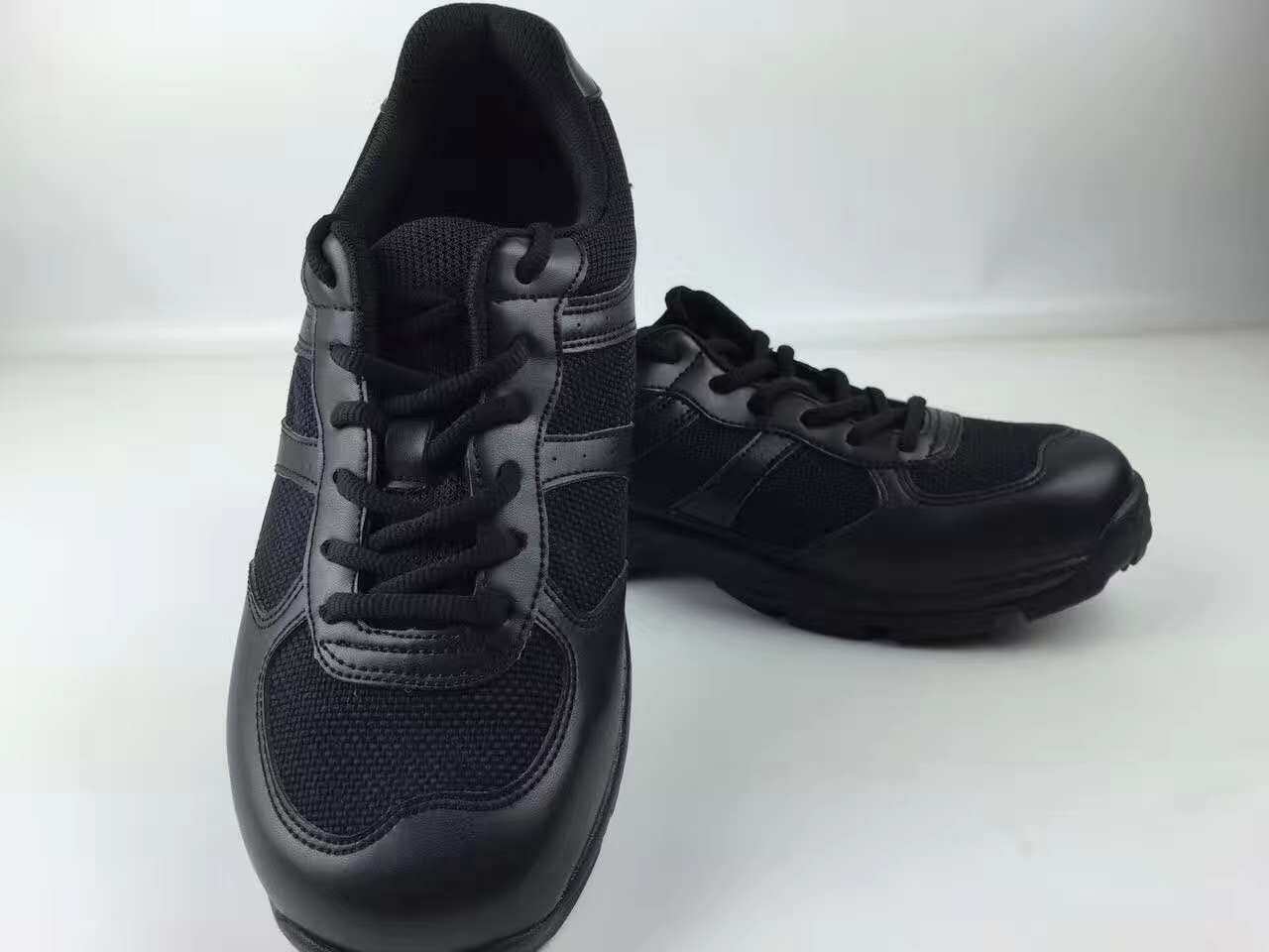 7A combat training shoes new 3517 Iccinda black body low helper and lightweight training shoes spring and autumn wear resistant sports shoes