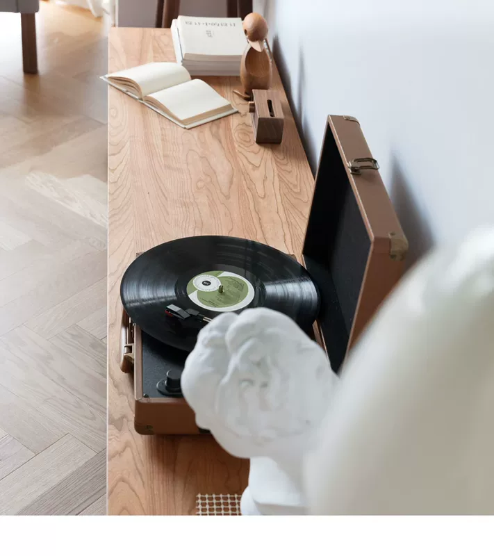 Và nội thất gỗ Nhật Bản tối giản Bắc Âu, sồi, sồi trắng, óc chó đen 1,8 mét, tủ tivi gỗ nguyên khối DG012 - Buồng