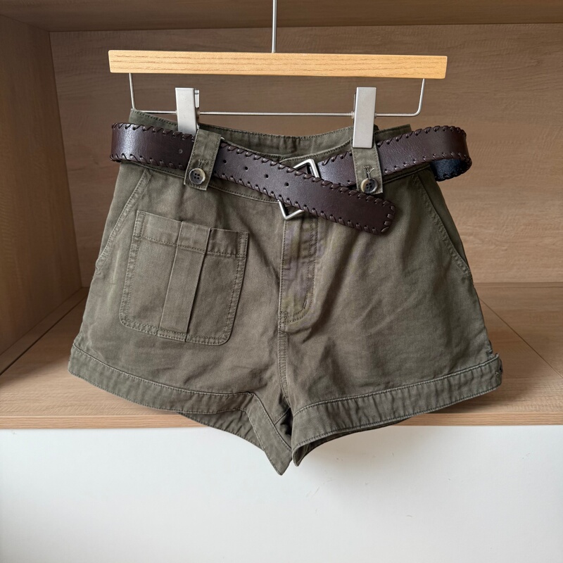 Authentic~ Designer Brand 2026 Early Autumn New Asymmetric Patch Pocket Color-Block A-Line Denim Shorts