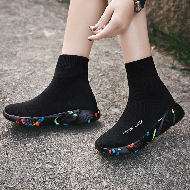 2026 Summer New Ultra-Light Short Boot Sock Shoes Size 40 41 42 Large Size Women's Shoes That Make Feet Look Smaller, Soft-Soled High-Top Trendy Shoes
