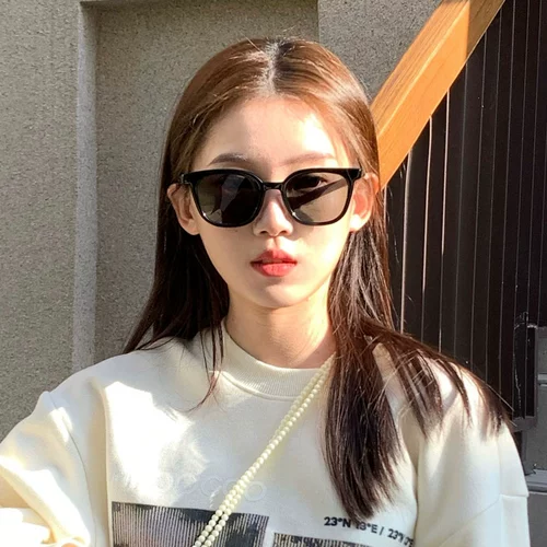 Ретро черные брендовые солнцезащитные очки на солнечной энергии, популярно в интернете