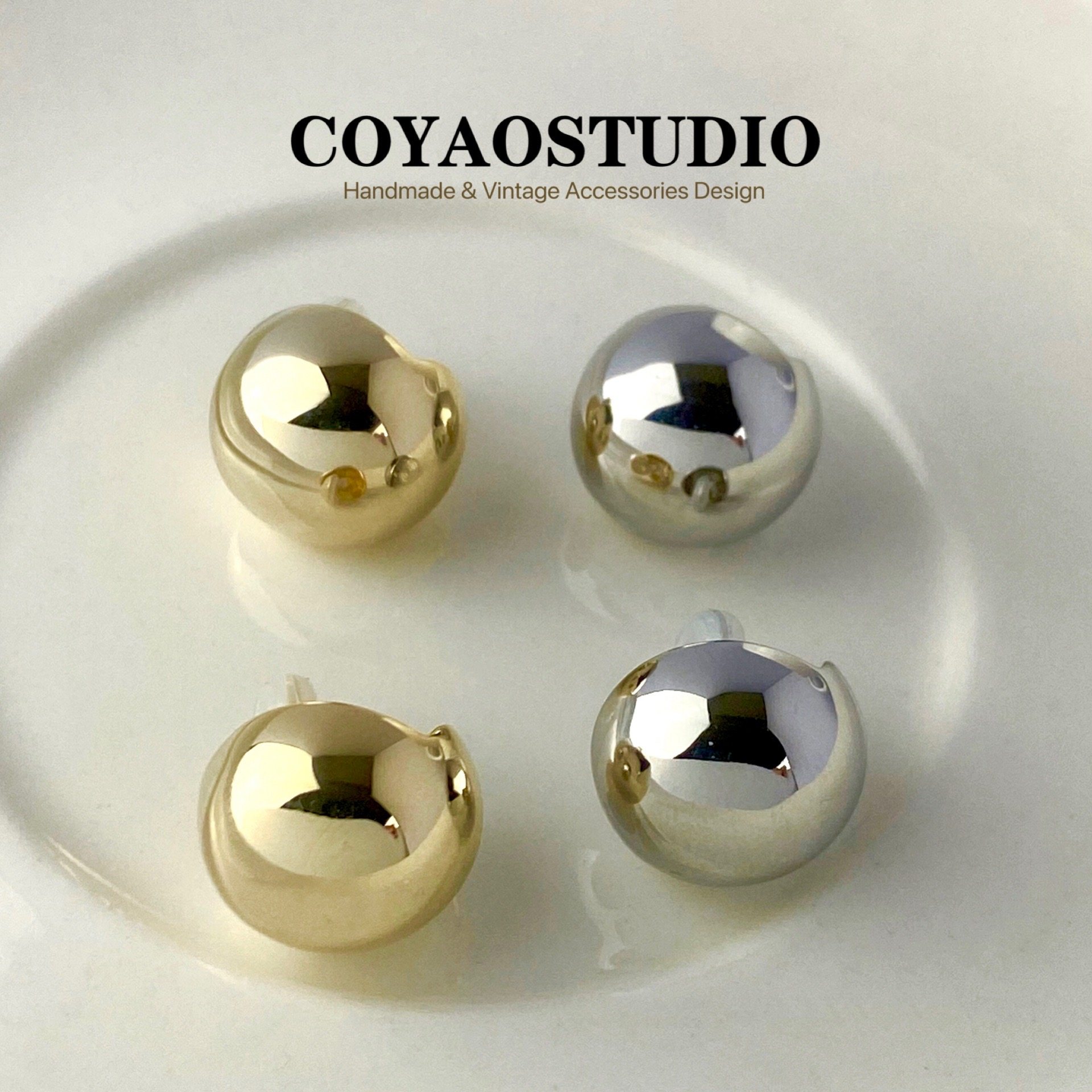 Ear Clip Women Without Earholes Round Spherical South Korea Ins Metal Wind Silver Color Advanced Sensation Small Crowd Design Mosquito Repellent Coil Earrings