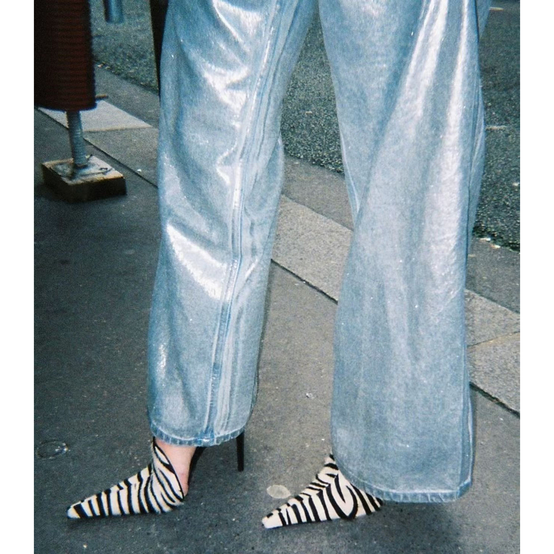 Very Stylish High-Heeled Shoes for Women, Stiletto Heel, 2026 New Summer Zebra Print Closed-Toe Sandals, Fashionable Mule Half-Slippers for Outdoor Wear Very Stylish High-Heeled Shoes for Women, Stiletto Heel, 2026 New Summer Zebra Print Closed-Toe Sandals, Fashionable Mule Half-Slippers for Outdoor Wear