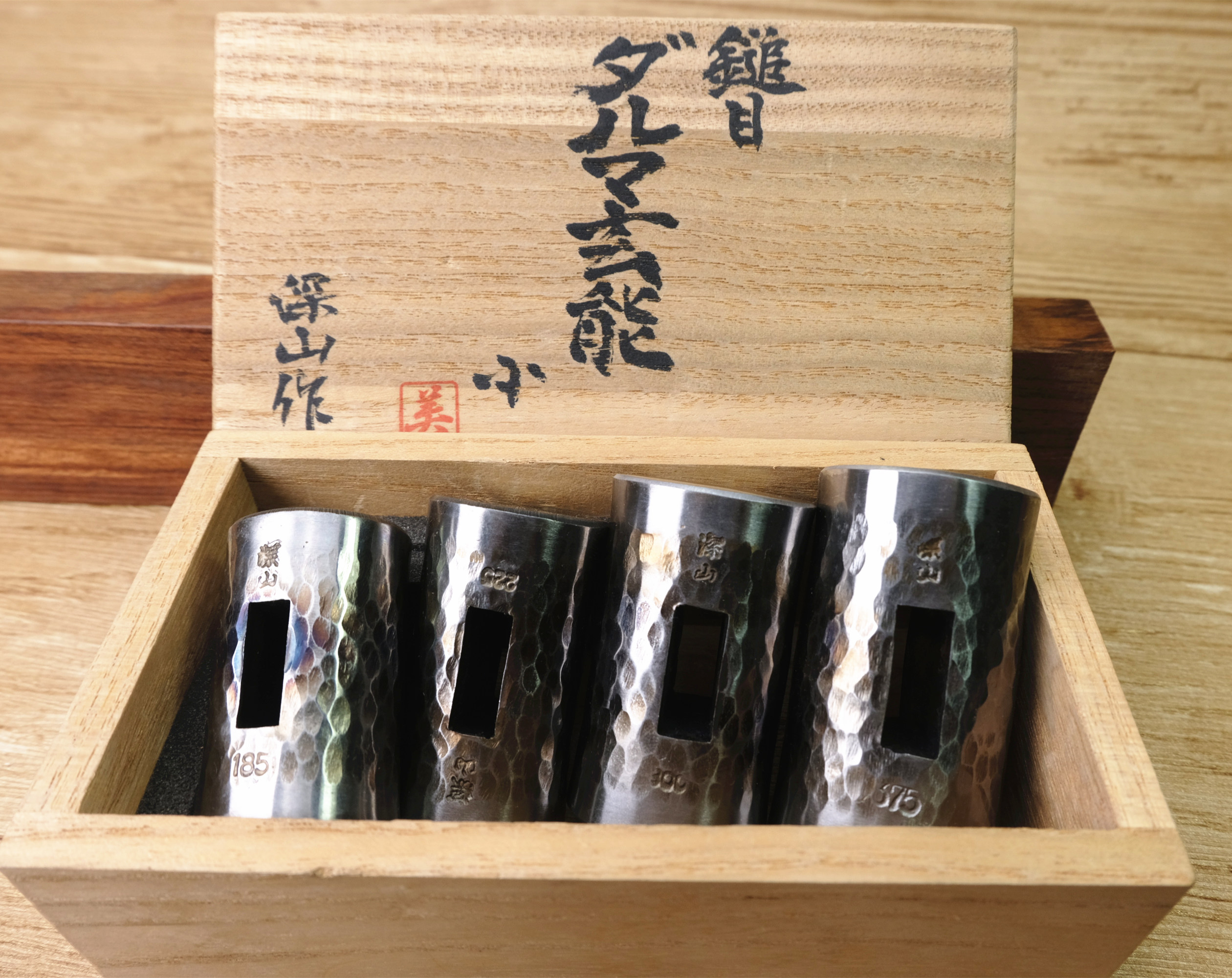 Deep mountain hammer pattern Dharma type Xuanneng Xuanweng chisel planing dovetail tenon carpentry carving wood carving leather hammer hammer Japanese original