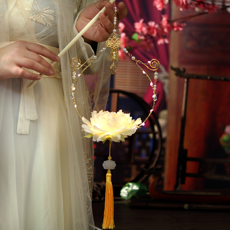 Luminous Hanfu Palace Lantern Diy Handmade Ancient Wind Lantern Materials Bag Ancient Dress Photography Hand Lotus Lantern Prop Decoration