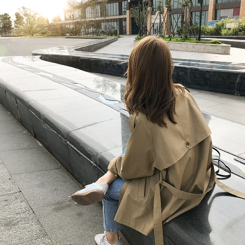 Lecea Alice Card Its Color Wind Cloisters 2022 Spring new collection Waist Lacing with short jacket on the back of the Waistcoat