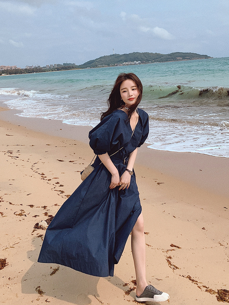 Lecea Alice bubbles sleeves Ocean dress 2022 Summer new V collar Academy Wind collection waist Temperament Little Dresses