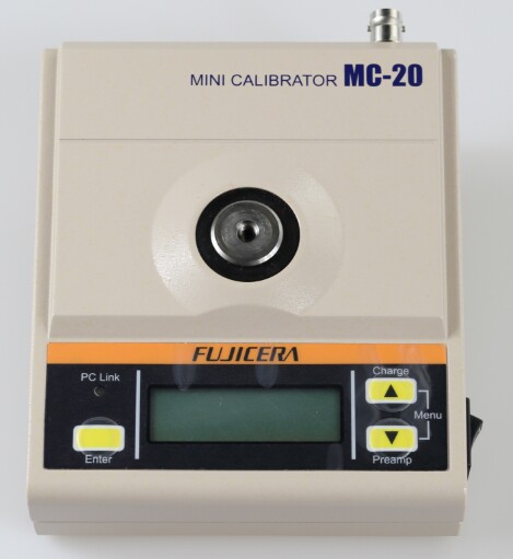 Japan Fujicera Fuji accelerometer sensitivity calibration instrument MC-20 calibration instrument sensitivity calibration