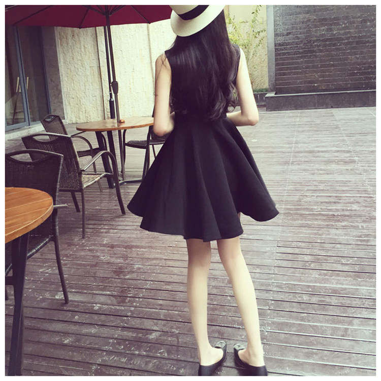 2018 mùa thu đen eo cao váy nữ đã mỏng Một chữ nhỏ váy đen thon váy trễ vai váy fluffy vest mùa đông váy chữ a công sở