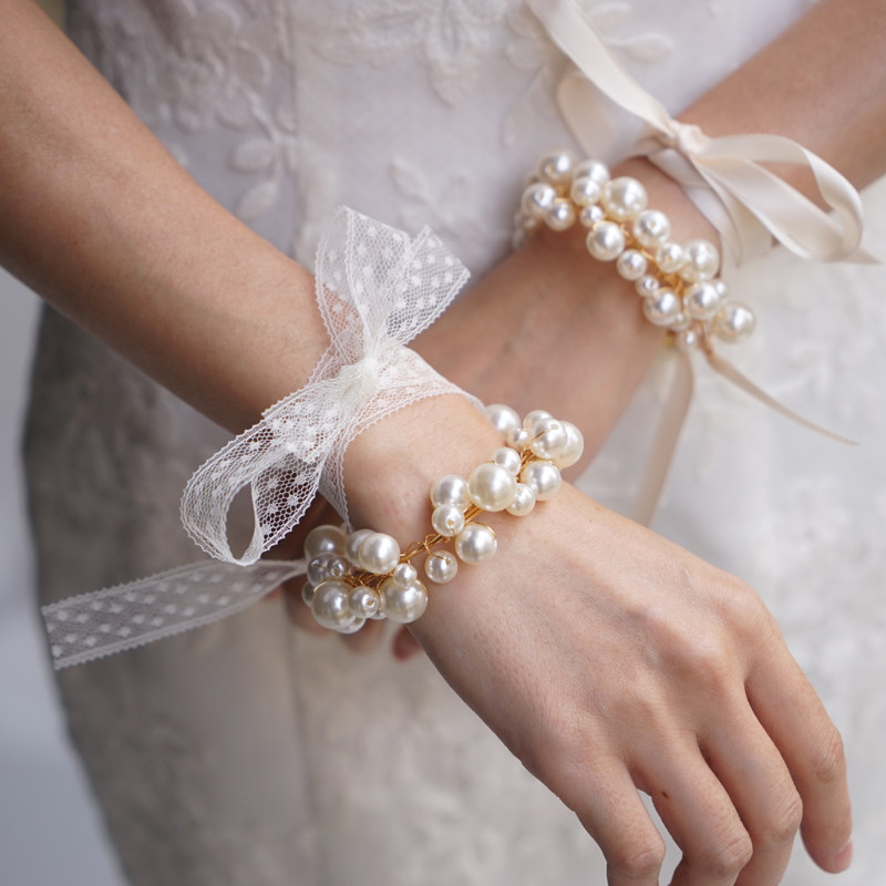 INS Small Fresh Meritocracy Pearl Bracelet Bridal Bridesmaid's Sister Ensemble Sen's wrist flowers little fresher opening ceremony-Taobao