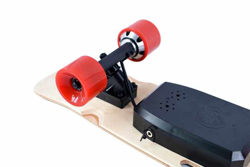 Самокат 电动滑板四轮大小鱼板代步成人刷街学生成年专业板无线遥控滑板车 Skihot