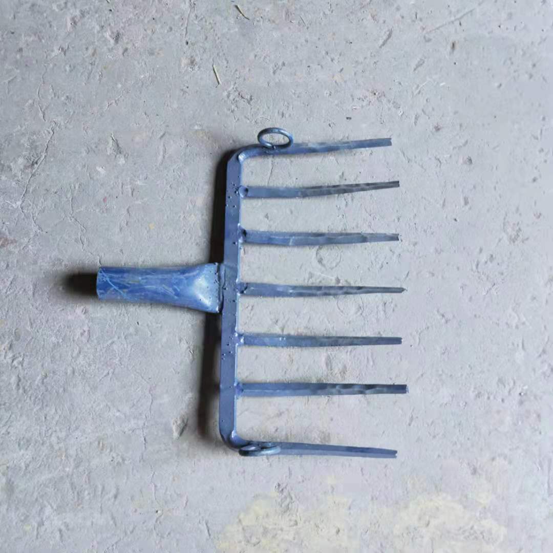 Railway seven-tooth rake ballast rake nine-tooth rake spot nine-tooth steel fork spot supply