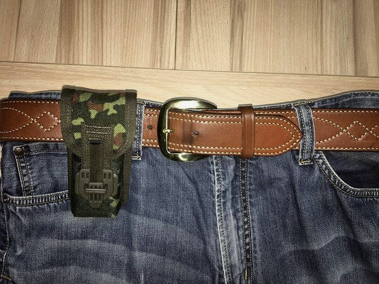 Сейчас в наличии немецкий оригинал Производить военная версия Личное немецкое и моральное место toolkit EDC плоскогубцы пакет жесткий камуфляж фонарик пакет 4500862 