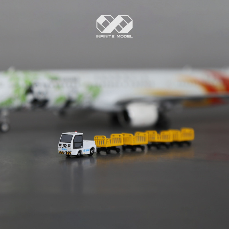 1:200 Jet-16 Dnata Baggage and Cargo Tractor Model Infinite Model Crafts 1:200 Jet-16 Dnata Baggage and Cargo Tractor Model Infinite Model Crafts