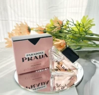 Хороший и пахнет!Prada, я не тестирую духи маленький образец Q Версия 7ml Paradoxe Spot