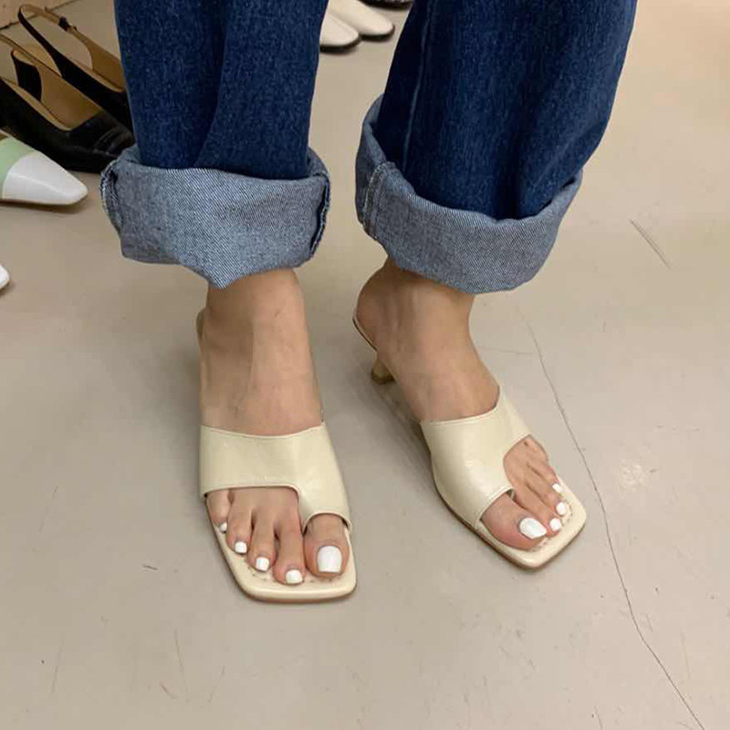 2020 new Korean square toe open-toe high-heeled sandals women's Xia stiletto heels back empty high-heeled shoes fairy single shoes trend