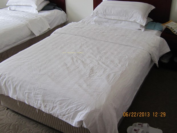 Thẩm mỹ viện phòng tắm giường massage đặc biệt chăn nhỏ bông cotton polyester chăn quilt trắng bộ đồ giường chăn điện