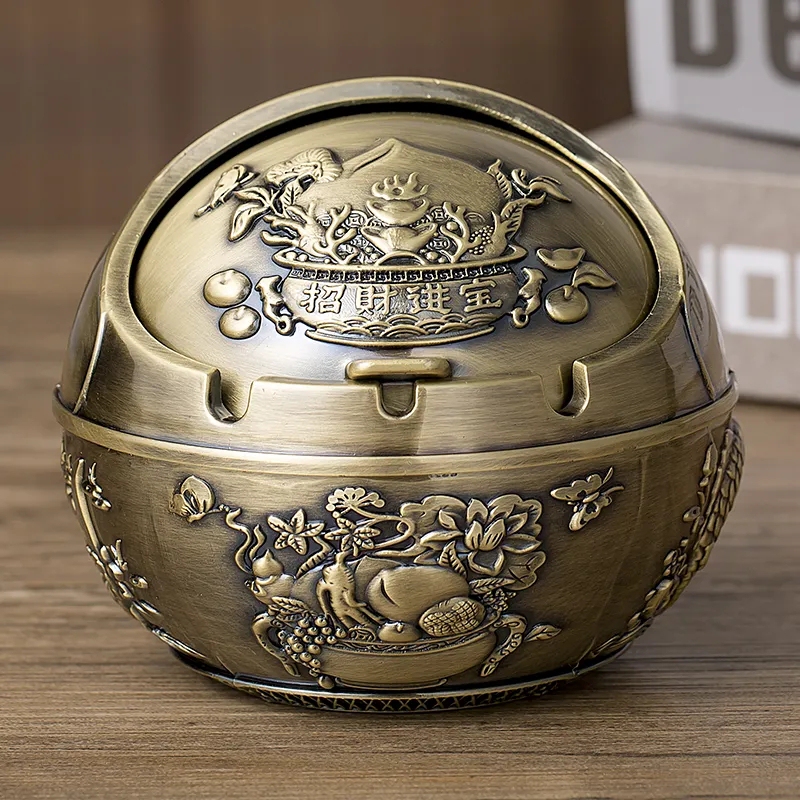 Creative Ashtray for Home Use in Living Room and Bedroom with Lid to Prevent Ash from Flying, Office Chinese-Style High-End Metal Ornament