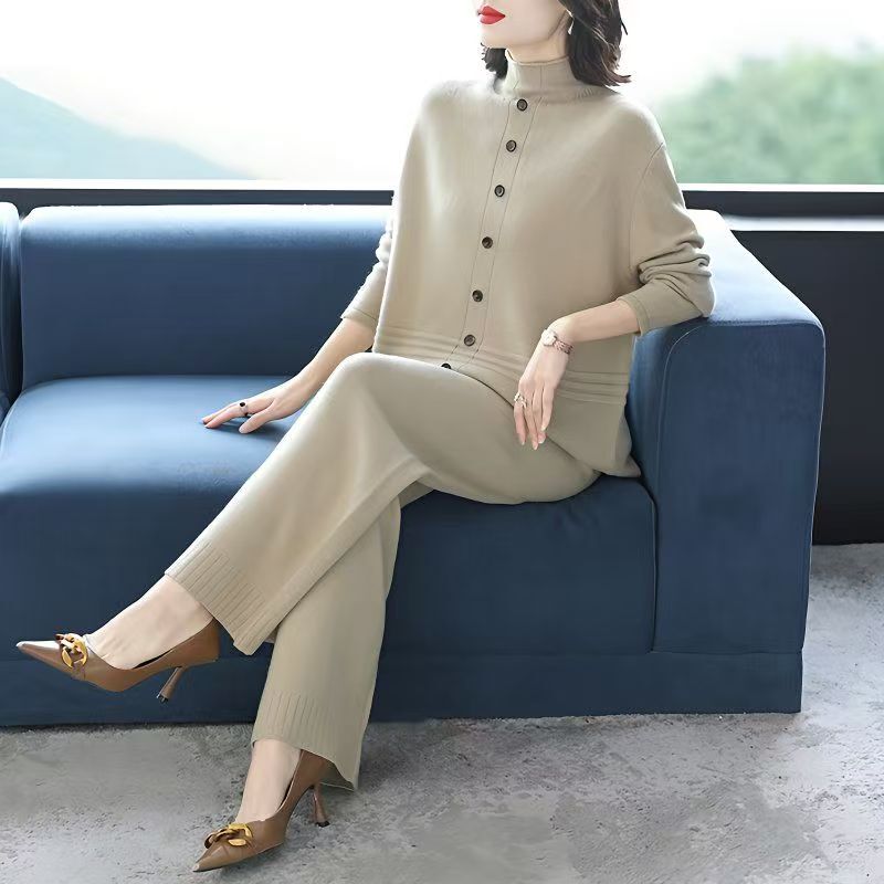 Maxmurny Light Luxury Autumn and Winter New Knitwear, Elegant, Slimming, Age-Reducing, Fashionable and Versatile Woven Two-Piece Set