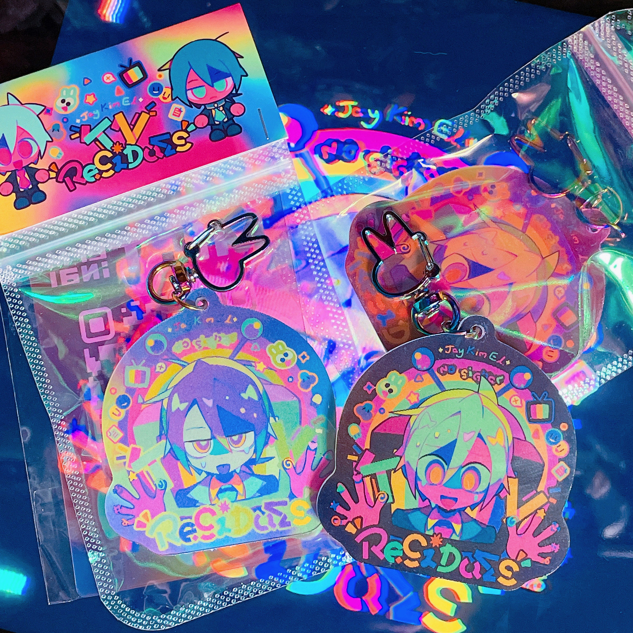 【电视残余物】迷幻光栅双面挂件,JayKimEl的电竞潮流神器_动漫挂件_淘宝游戏网