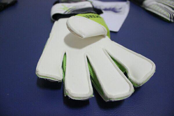 Gants de foot - Ref 2593821 Image 10