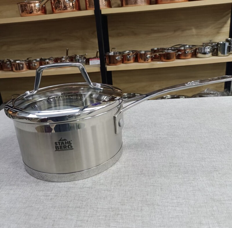 Big Brand Berg Pure 18/10 Stainless Steel 16cm Instant Noodle Pot Baby Food Milk Pot with Copper Composite Bottom 1.5L Big Brand Berg Pure 18/10 Stainless Steel 16cm Instant Noodle Pot Baby Food Milk Pot with Copper Composite Bottom 1.5L