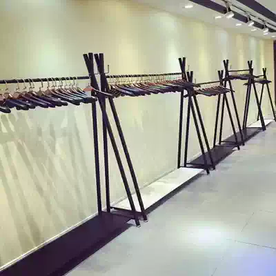 Clothing store display stand floor style simple retro European store display shelf side hanging women's clothes shelf