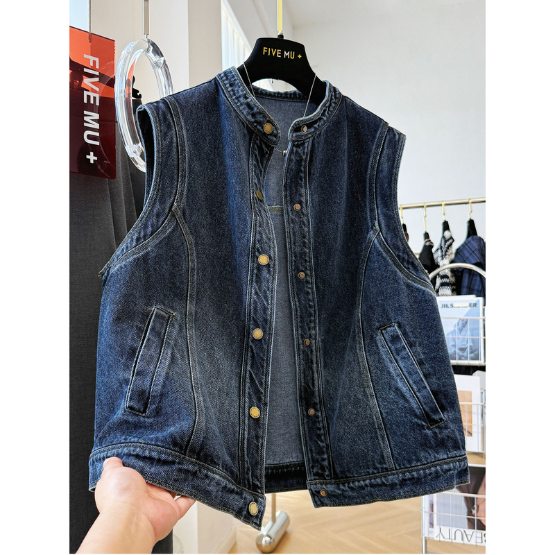 High-End Retro Small Stand-Up Collar Denim Vest for Women, Fashionable and Stylish Sleeveless Vest Jacket for Layering in Autumn