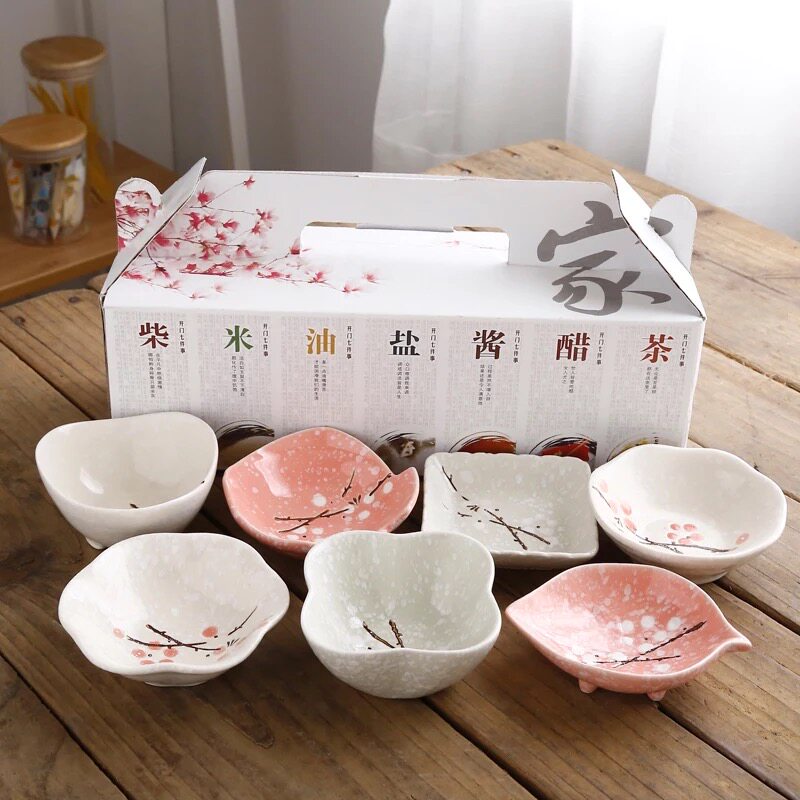 Japanese ceramic seasoning dish shaped irregular dipping dish soy sauce mustard vinegar dish household tableware gift box