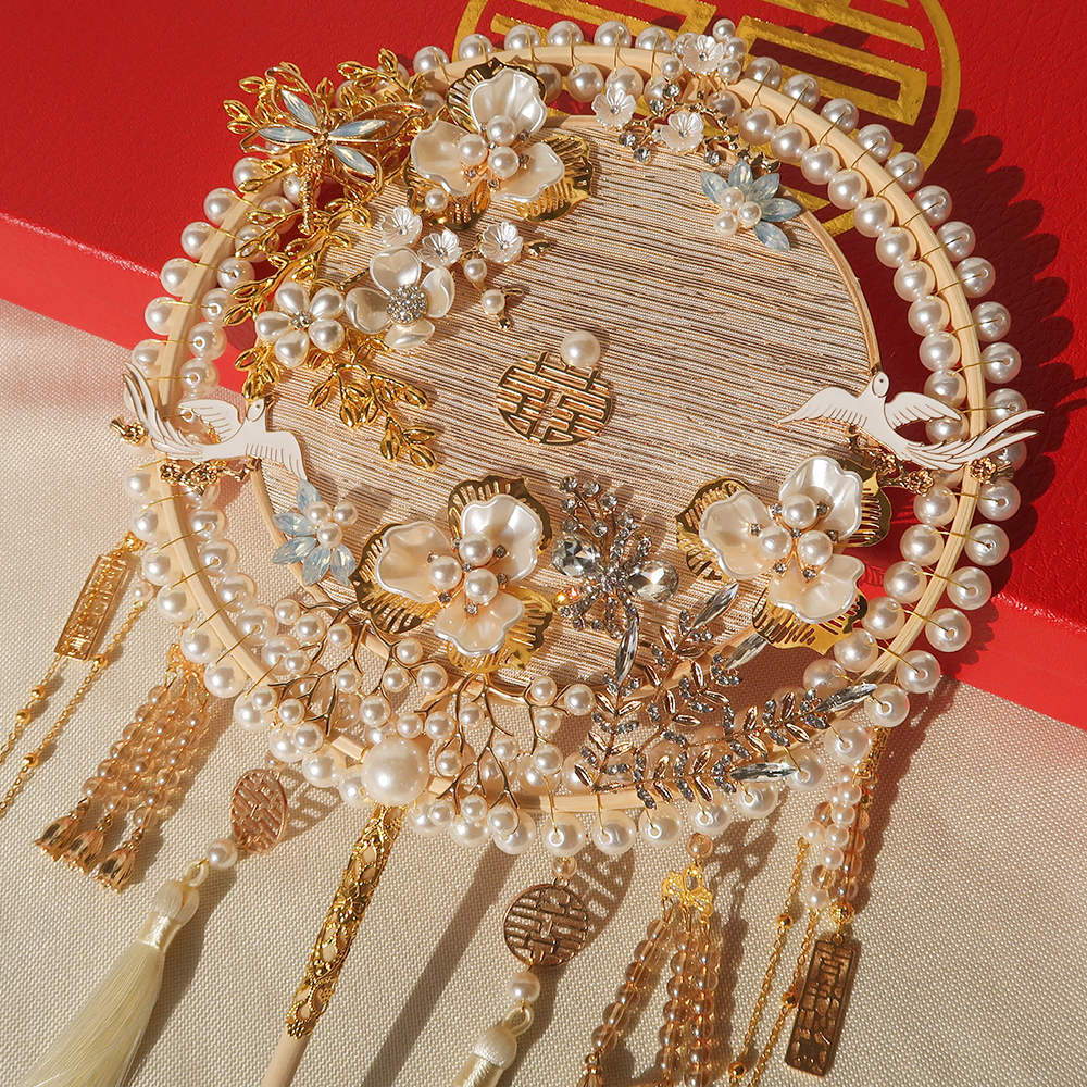 Chinese wedding club fan bride fan fan wedding fan manual DIY material bag grafting pro-Xiuhe fan finished product