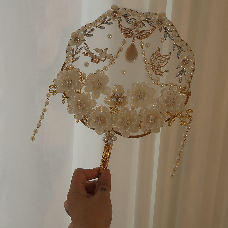 Original hand-made fan ancient air short handle pearl flow Su fan Lolita classical Han clothing fan diy package